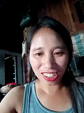 Snapshot of ruby-00 chatting on 10/09/25, 04:32 ruby-00 online show from 10/09/25, 04:32