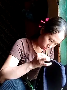 Snapshot of ruby-00 chatting on 10/10/25, 07:40 ruby-00 online show from 10/10/25, 07:40