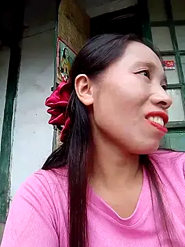 Snapshot of ruby-00 chatting on 10/12/25, 06:45 ruby-00 online show from 10/12/25, 06:45