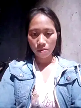 Snapshot of ruby-00 chatting on 11/05/25, 11:05 ruby-00 online show from 11/05/25, 11:05