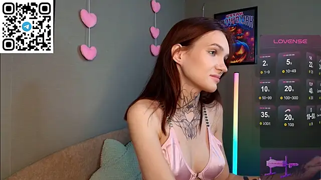 Selena Lune online show from 11/05/25, 01:16