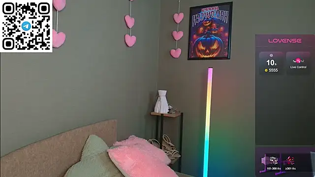 Selena Lune online show from 11/06/25, 02:34