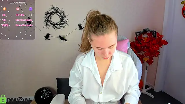 Snapshot of Elsie_Cutties chatting on 11/01/25, 01:07 Elsie Cutties online show from 11/01/25, 01:07