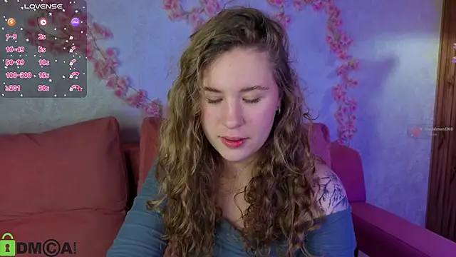 Snapshot of Elsie_Cutties chatting on 11/25/25, 09:09 Elsie Cutties online show from 11/25/25, 09:09