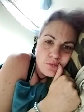 est 202 online show from 09/22/25, 03:36