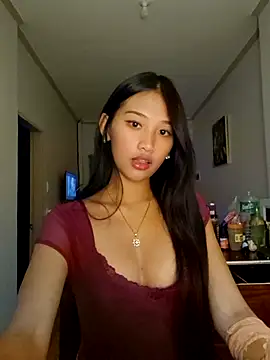 Bunny72772 online show from 10/11/25, 03:32