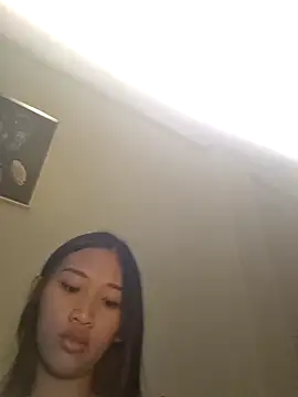 Bunny72772 online show from 10/18/25, 09:04