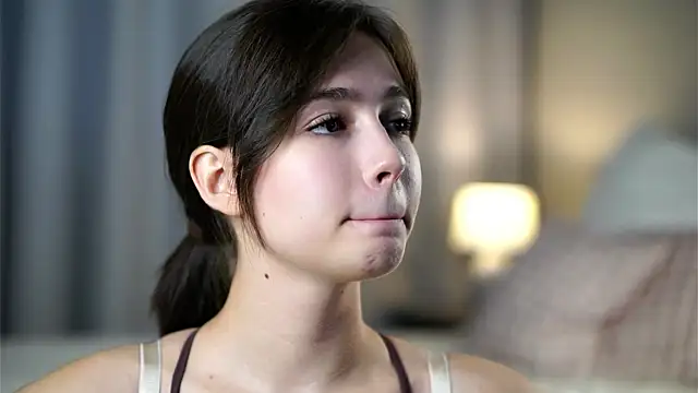 Snapshot of LettySlovacek chatting on 10/13/25, 02:22 LettySlovacek online show from 10/13/25, 02:22