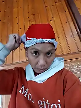 Snapshot of vtmbae chatting on 09/27/25, 01:54 vtmbae online show from 09/27/25, 01:54