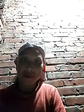 Snapshot of vtmbae chatting on 09/27/25, 02:00 vtmbae online show from 09/27/25, 02:00