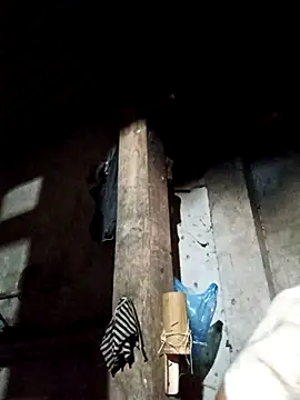 Snapshot of vtmbae chatting on 10/27/25, 08:13 vtmbae online show from 10/27/25, 08:13