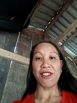 Snapshot of vtmbae chatting on 10/30/25, 02:24 vtmbae online show from 10/30/25, 02:24