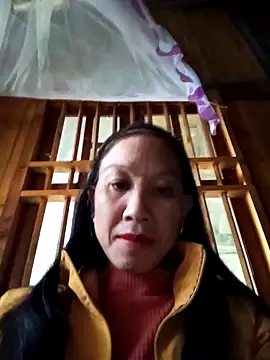 Snapshot of vtmbae chatting on 11/07/25, 01:38 vtmbae online show from 11/07/25, 01:38