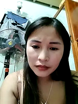 Snapshot of Mai4568 chatting on 09/29/25, 08:13 Mai4568 online show from 09/29/25, 08:13