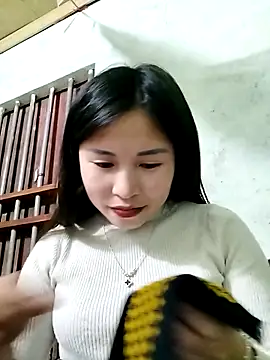 Snapshot of Mai4568 chatting on 10/31/25, 01:45 Mai4568 online show from 10/31/25, 01:45