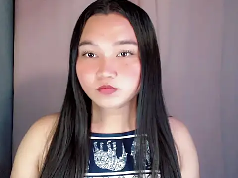 Eyes-on-me online show from 08/07/26, 05:26