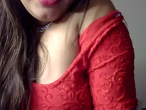 Snapshot of Aaliya02 chatting on 10/21/25, 09:32 Aaliya02 online show from 10/21/25, 09:32