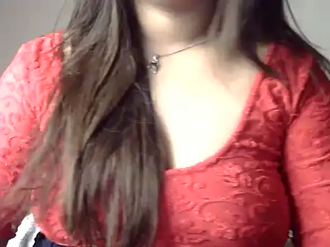 Snapshot of Aaliya02 chatting on 10/26/25, 10:10 Aaliya02 online show from 10/26/25, 10:10