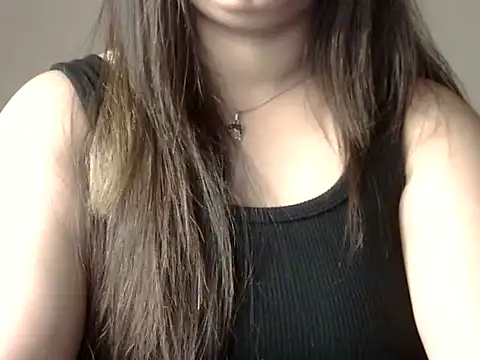 Snapshot of Aaliya02 chatting on 10/27/25, 07:23 Aaliya02 online show from 10/27/25, 07:23