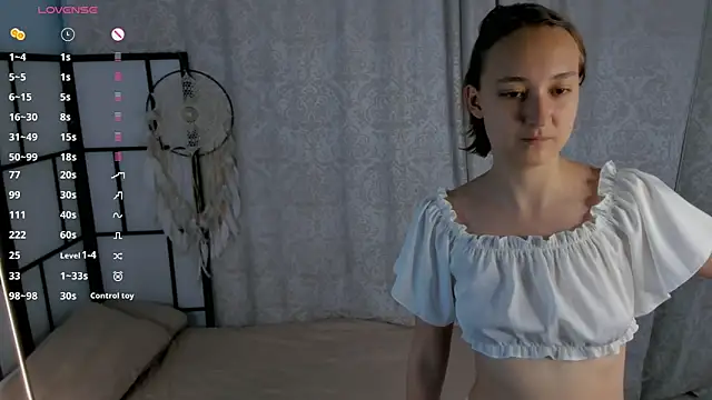 Snapshot of LasonyaTarbor chatting on 10/25/25, 08:33 LasonyaTarbor online show from 10/25/25, 08:33