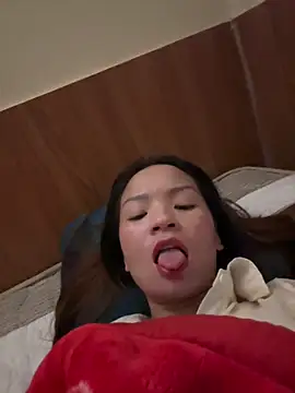 Snapshot of ___Dorry02___ chatting on 10/11/25, 05:17 Dorry02 online show from 10/11/25, 05:17