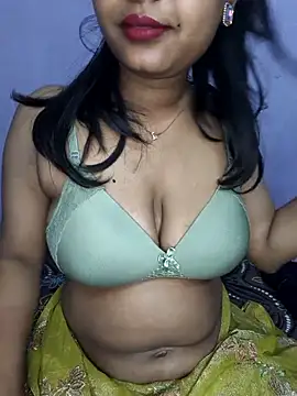 Snapshot of Geri405 chatting on 11/19/25, 05:35 Geri405 online show from 11/19/25, 05:35