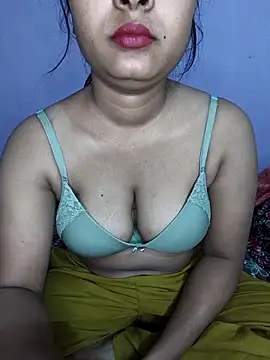 Snapshot of Geri405 chatting on 11/22/25, 03:11 Geri405 online show from 11/22/25, 03:11