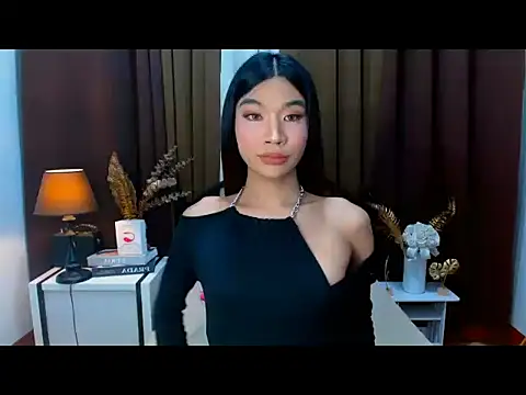 Catthanya bbc online show from 10/18/25, 08:31