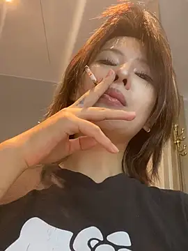 miumiu-66 online show from 07/25/26, 12:25