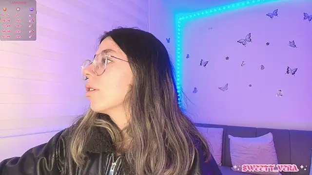 sweettvera online show from 05/17/26, 03:59