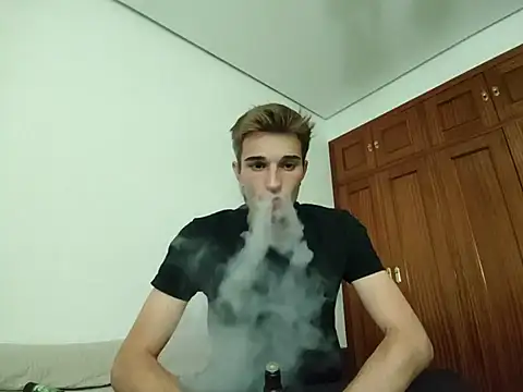 jorgeereyy online show from 10/10/25, 04:39