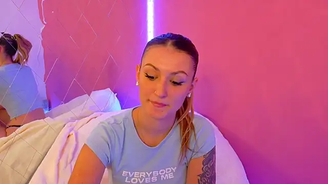 Snapshot of Anaayss_ chatting on 10/02/25, 05:14 Anaayss  online show from 10/02/25, 05:14