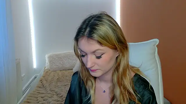 Snapshot of Anaayss_ chatting on 02/03/26, 06:00 Anaayss online show from 02/03/26, 06:00