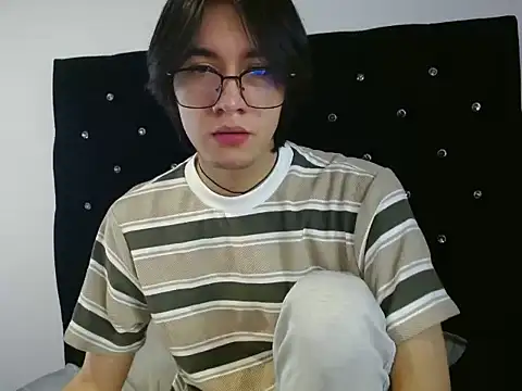Matti Mendez  online show from 07/04/26, 04:02