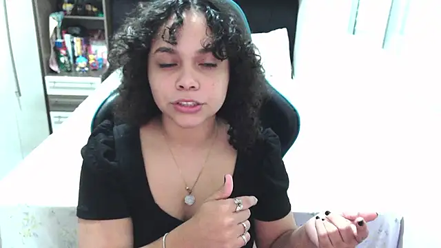 sweetamy326 online show from 06/11/26, 11:36