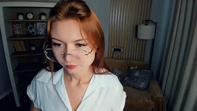 Snapshot of Peaceriise chatting on 10/04/25, 09:18 Peaceriise online show from 10/04/25, 09:18