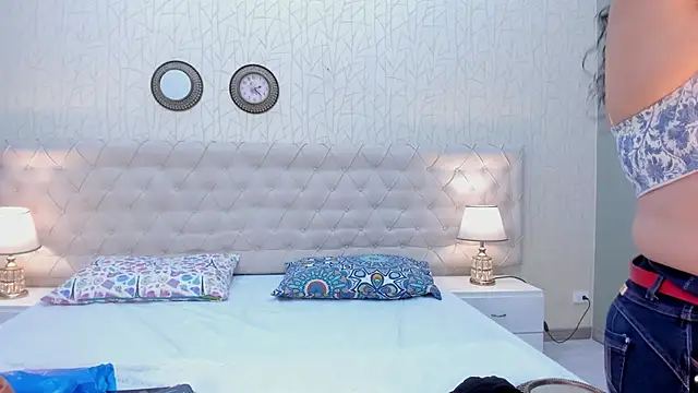 Snapshot of VaniaRose chatting on 11/26/25, 01:45 VaniaRose online show from 11/26/25, 01:45