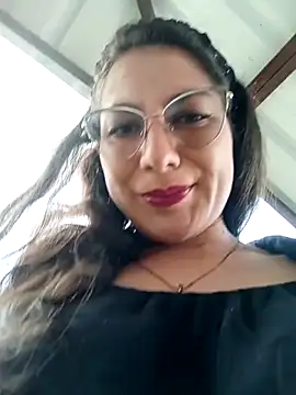 Mia-love-03 online show from 11/26/25, 09:49