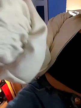 Mia-love-03 online show from 12/13/25, 10:59