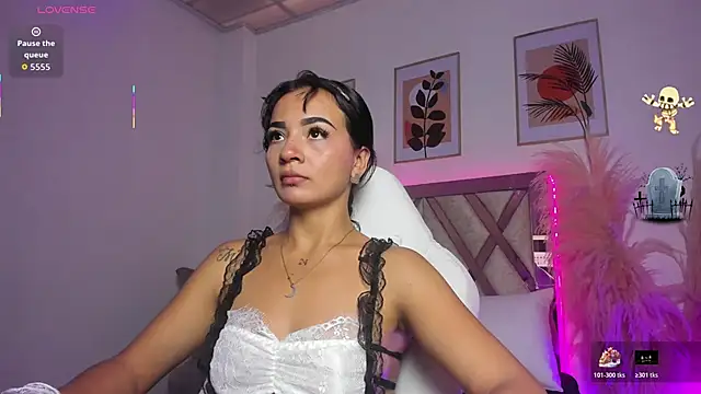 Snapshot of akira_09_ chatting on 11/03/25, 12:28 akira 09 online show from 11/03/25, 12:28