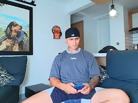 Marko Toro   online show from 09/22/25, 07:49