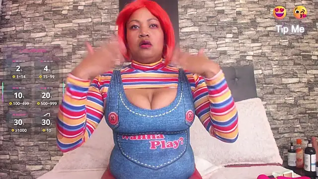 Snapshot of TaniaJhons chatting on 10/22/25, 07:57 TaniaJhons online show from 10/22/25, 07:57