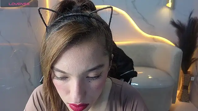 Snapshot of Skyler_Gracee_Tx chatting on 10/25/25, 12:56 Skyler Gracee Tx online show from 10/25/25, 12:56