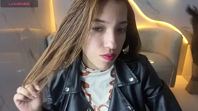 Snapshot of Skyler_Gracee_Tx chatting on 10/29/25, 12:51 Skyler Gracee Tx online show from 10/29/25, 12:51