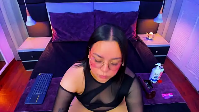 annytovar online show from 09/28/25, 03:28