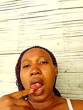 Snapshot of vlunaper chatting on 10/25/25, 04:13 vlunaper online show from 10/25/25, 04:13