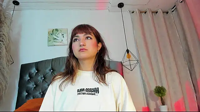 iam alaskha online show from 10/14/25, 12:50