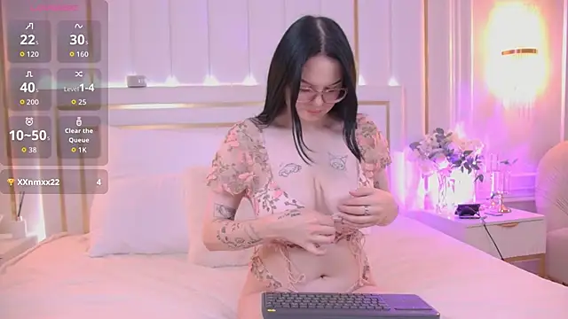 Snapshot of Cindy_Mills chatting on 10/11/25, 03:10 Cindy Mills online show from 10/11/25, 03:10