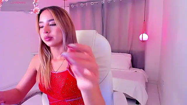 Snapshot of Nallah_ chatting on 11/05/25, 04:45 Nallah online show from 11/05/25, 04:45