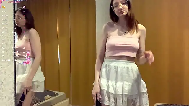 KrystinFunches online show from 09/28/25, 09:14